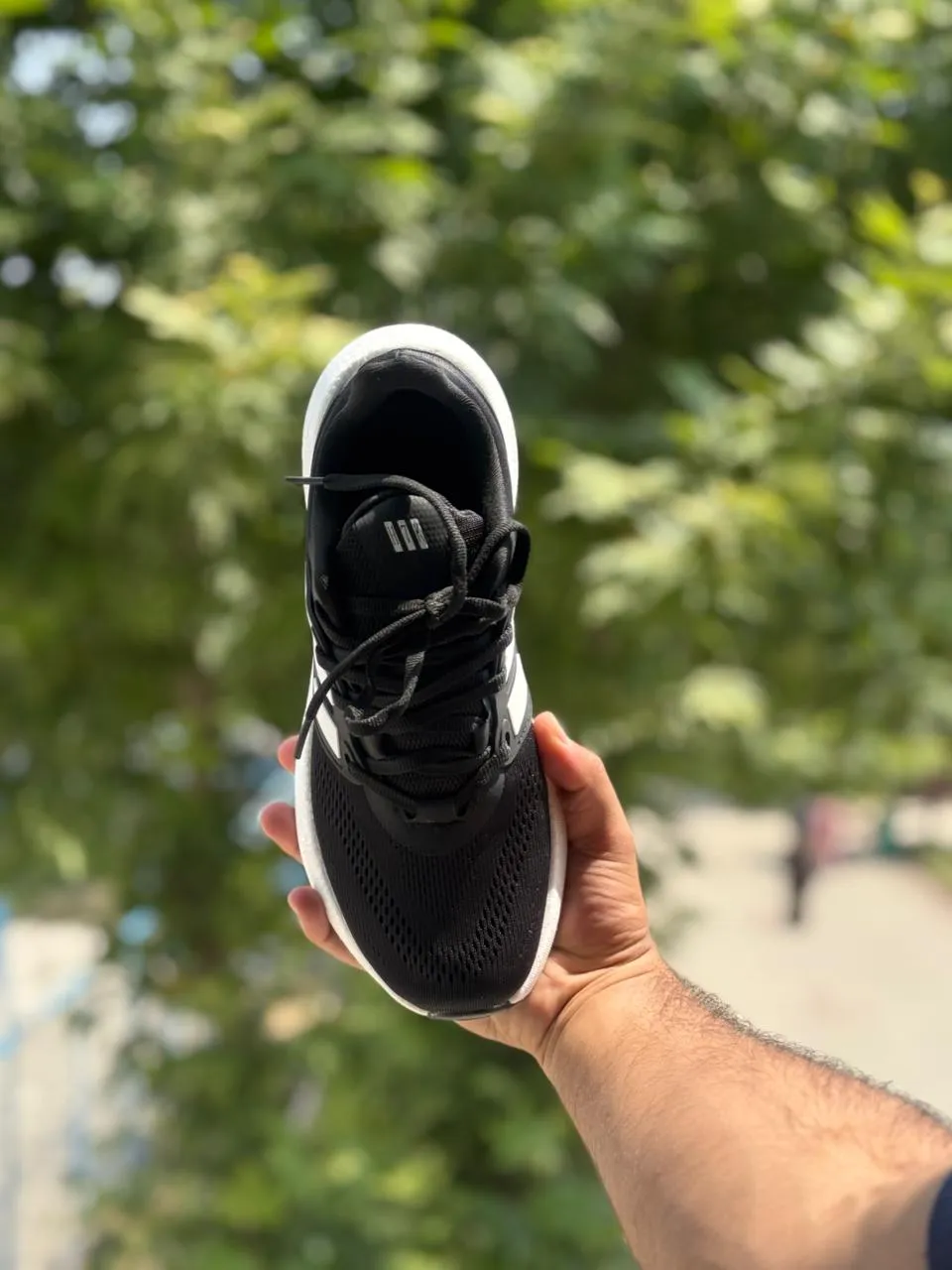 Adidas pureboost 22 Black & White - View 3