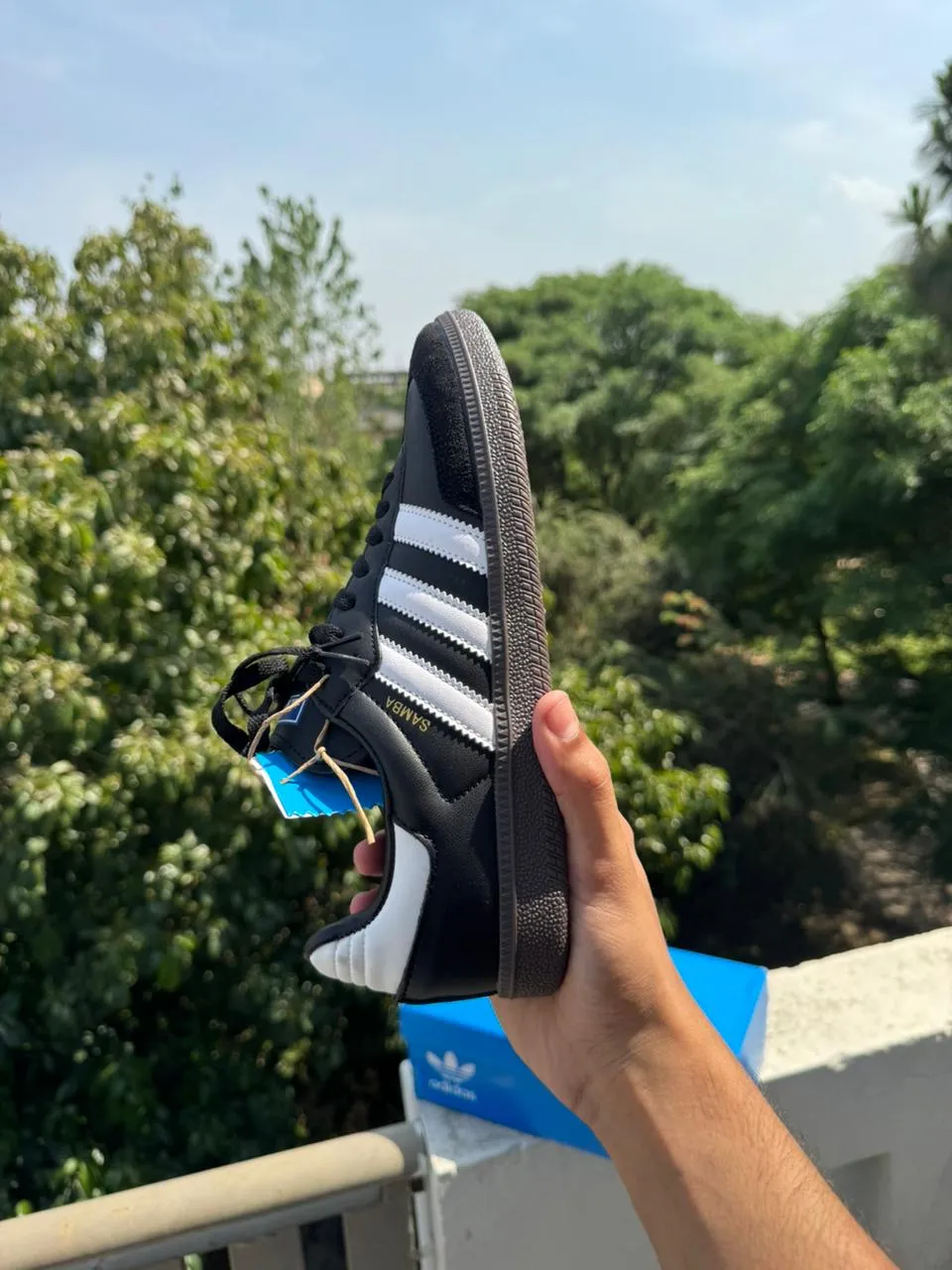 Side view of Adidas Samba - Black